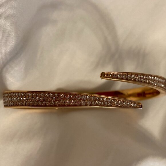 Michael Kors Matchstick Crystal Pave Hinged Bracelet - Picture 3 of 9